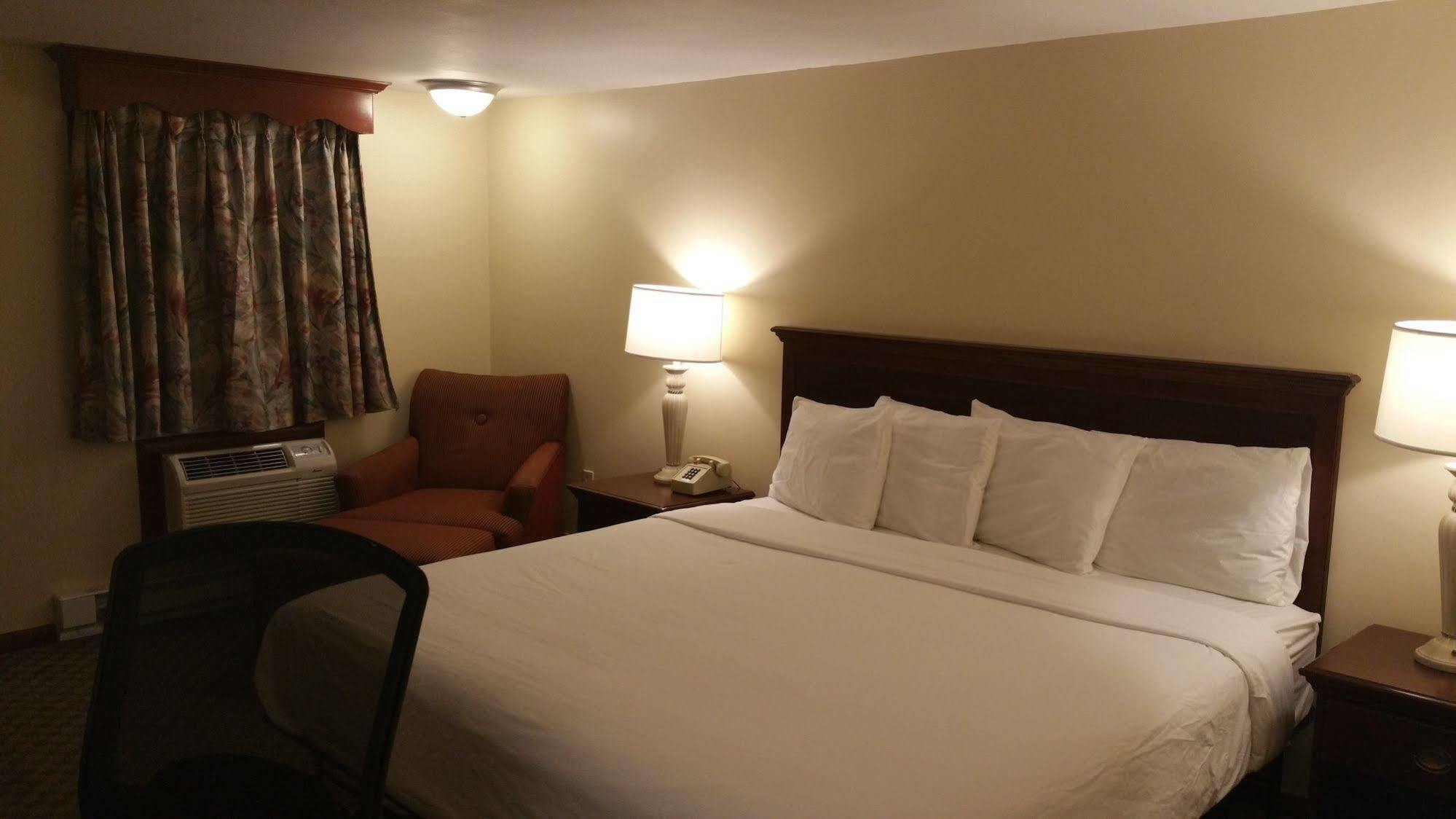 Dartmouth Motor Inn Eksteriør billede