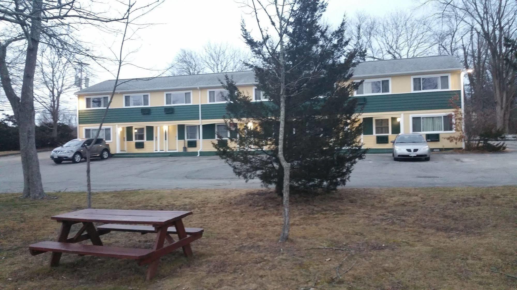Dartmouth Motor Inn Eksteriør billede